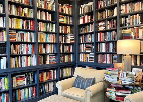 How Many Books Define a Personal Library: An In-Depth Exploration